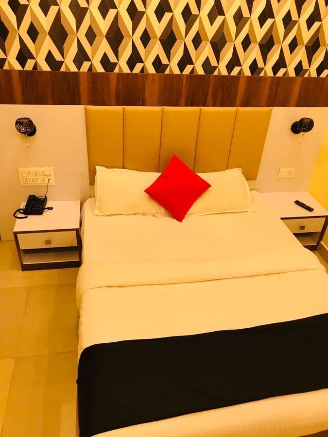 Hotel Keerthana Puttur Puttur  外观 照片